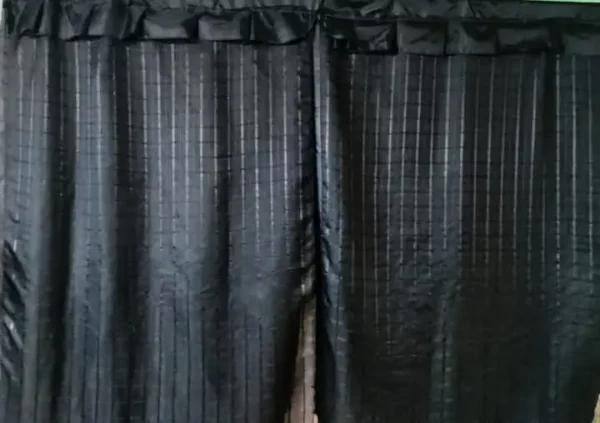 Cortinas de Tergal con Forro Negras