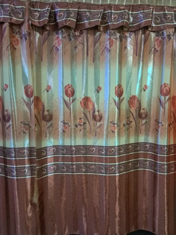 Cortinas de Blackout Satinado Oro